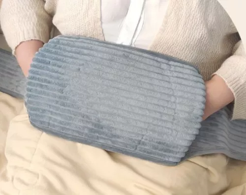 merkloos Warmwaterkruik met etui - 1 liter - Warmwaterkruik - Warmwaterkruik met etui - 3-in-1 - Tot 6 uur warmte - Heerlijk zacht - Warmteband voor menstruatie - Pijnverlichting voor nek, rug, schouders en benen (9193396601461)